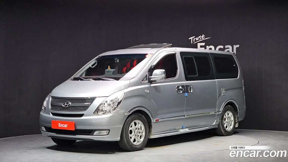 Hyundai Starex 2013