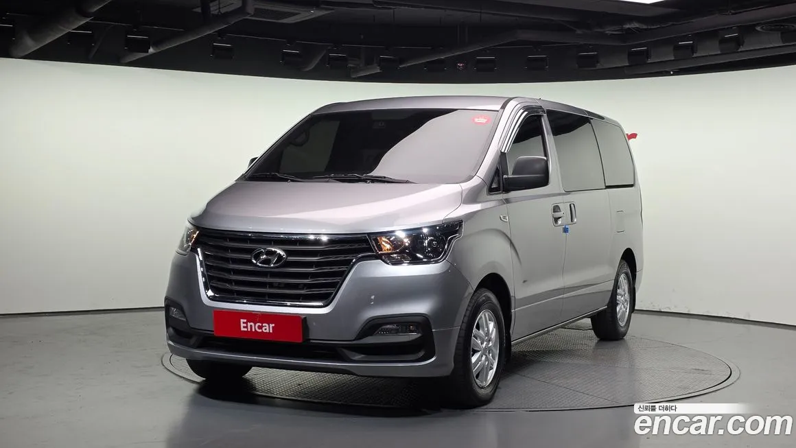 Hyundai Starex 2021