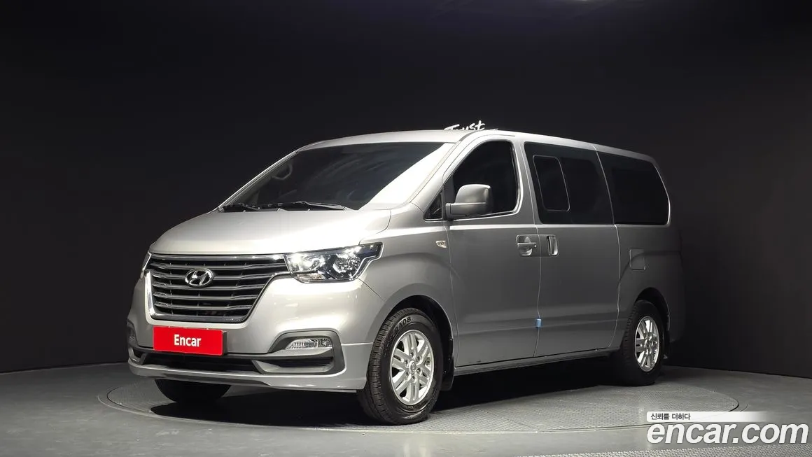 Hyundai Starex 2019