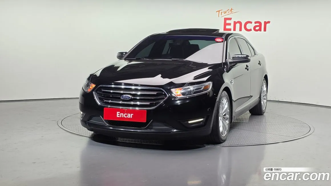 Ford Taurus 2017