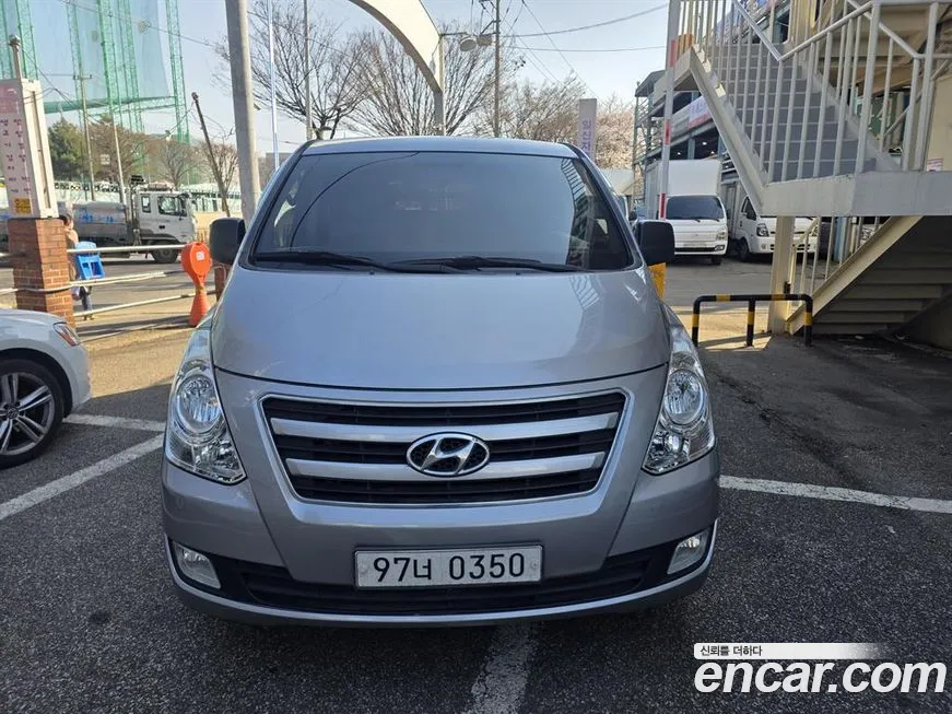 Hyundai Starex 2018