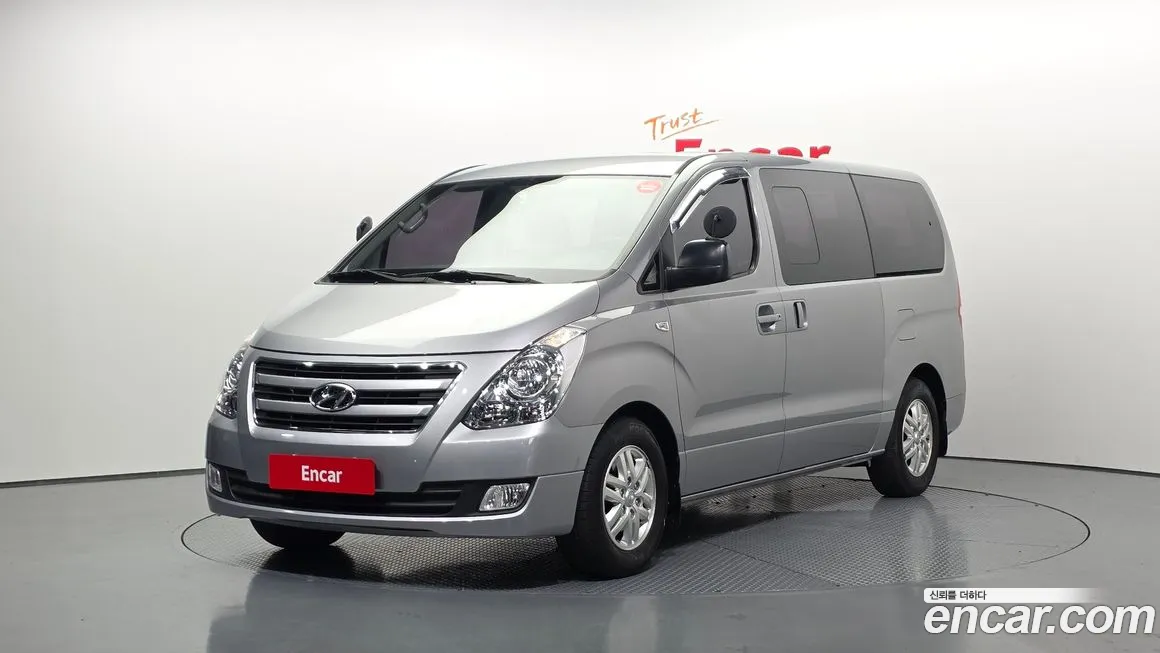 Hyundai Starex 2018
