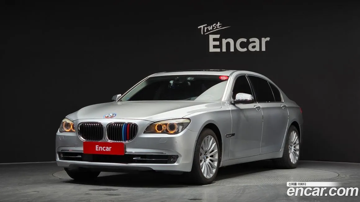 BMW 7-Series 2012