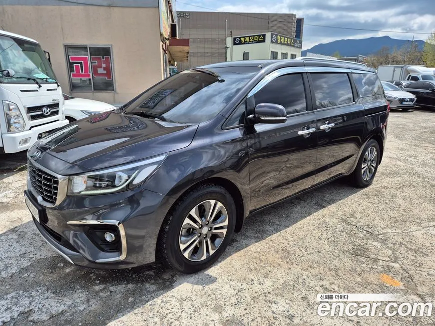 Kia Canival 2020