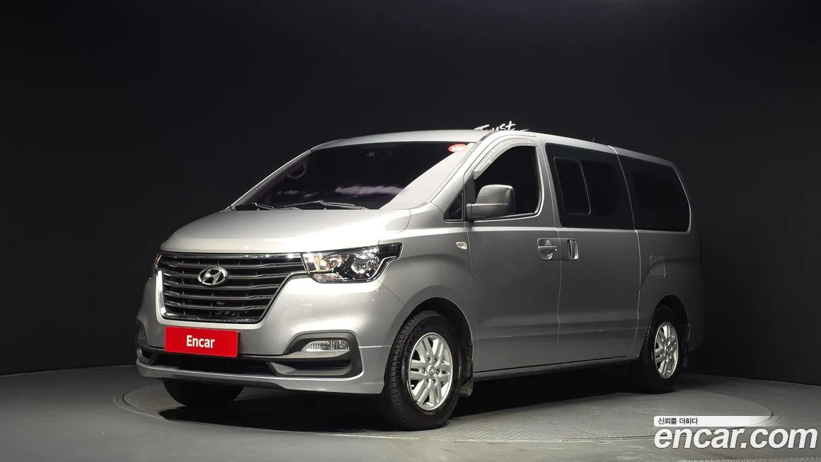 Hyundai Starex 2019