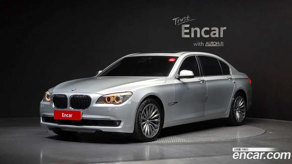 BMW 7-Series 2012