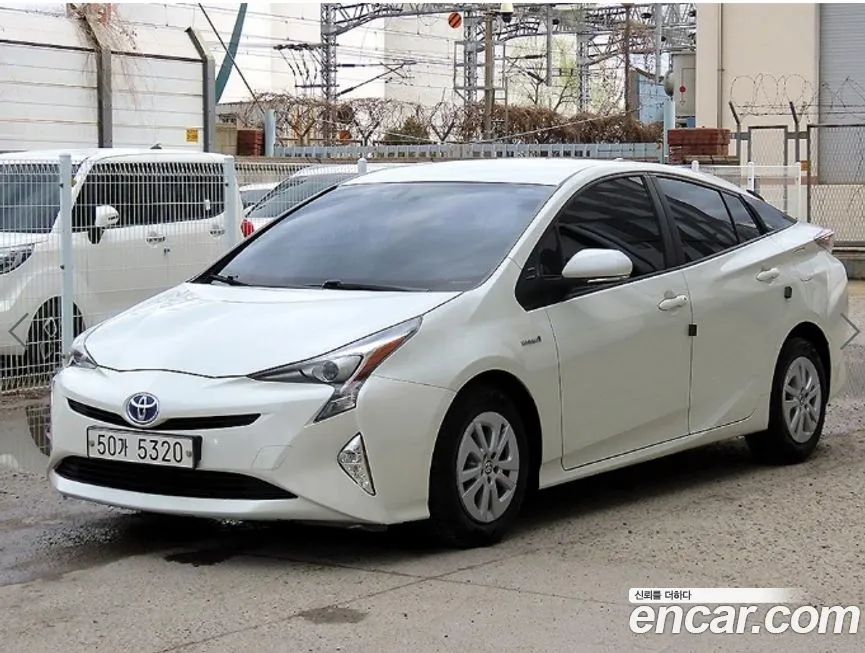 Toyota Prius 2017