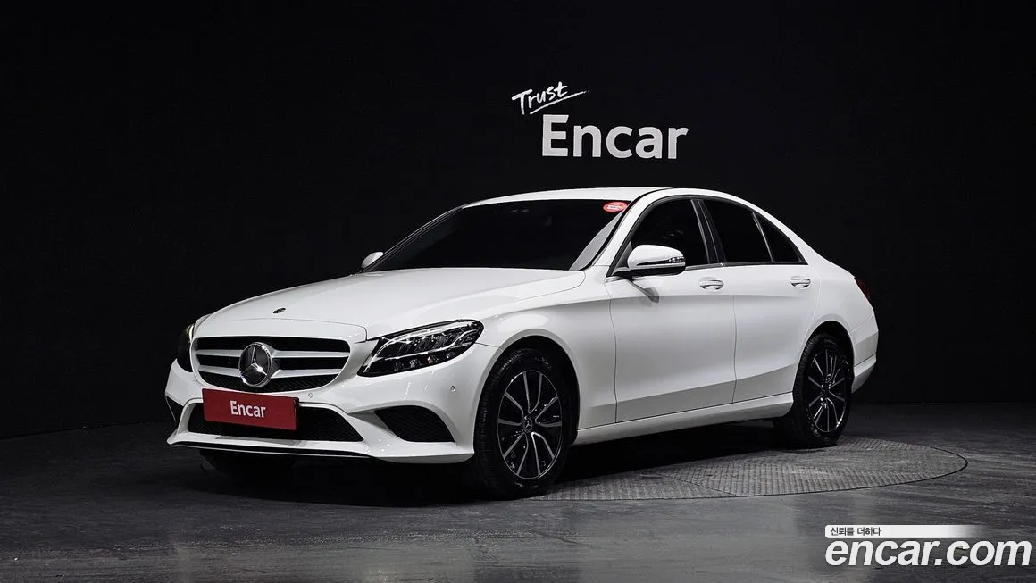 Mercedes-Benz C-Class 2020