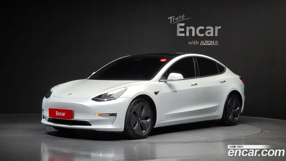 Tesla Model 3 2020