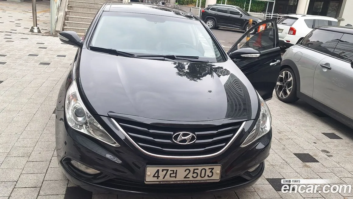 Hyundai Sonata 2010