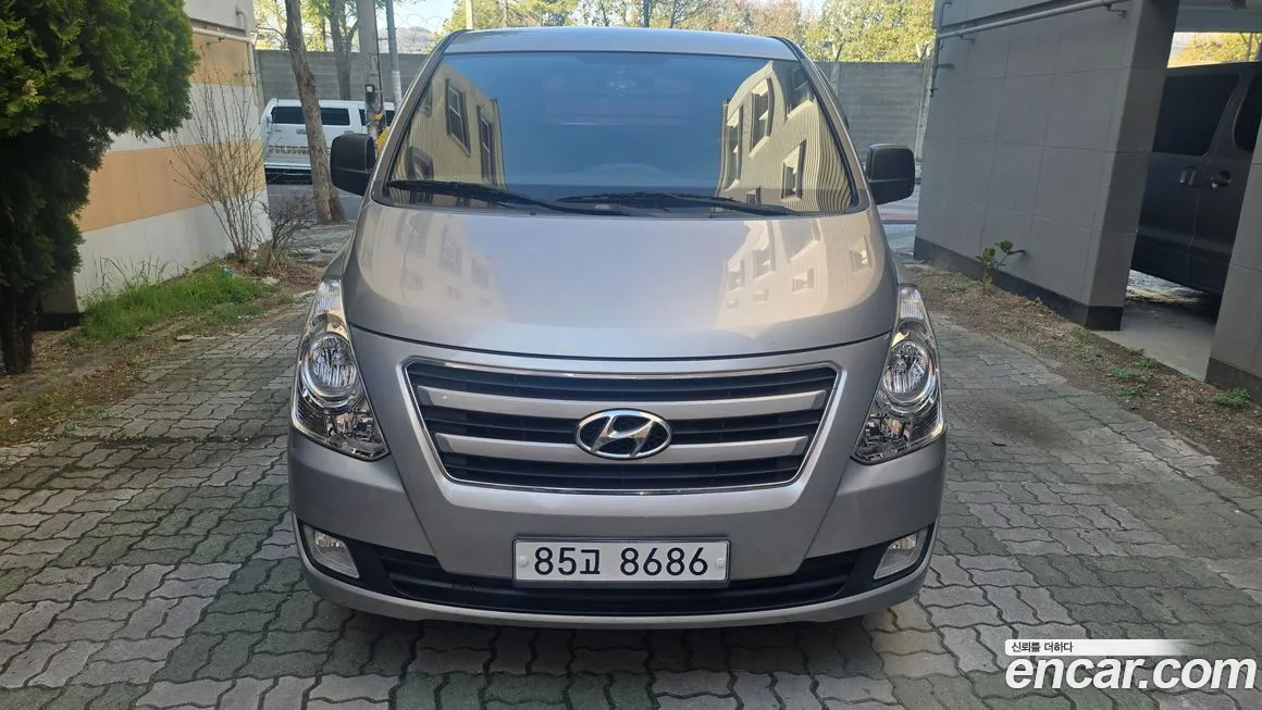 Hyundai Starex 2016