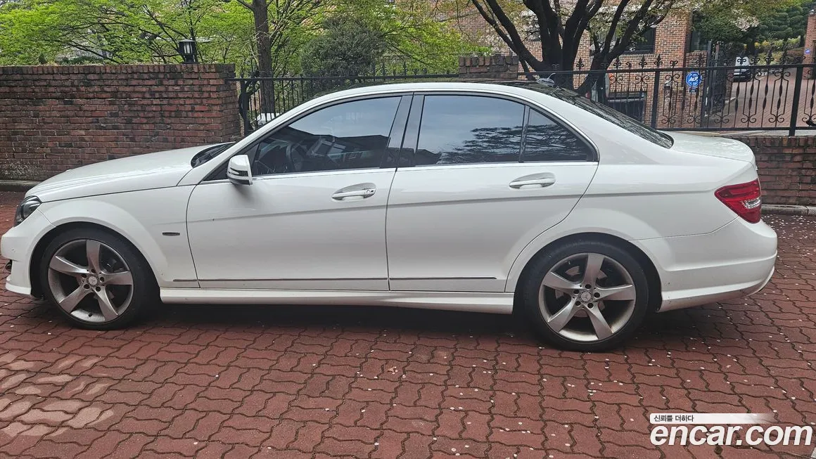 Mercedes-Benz C-Class 2014