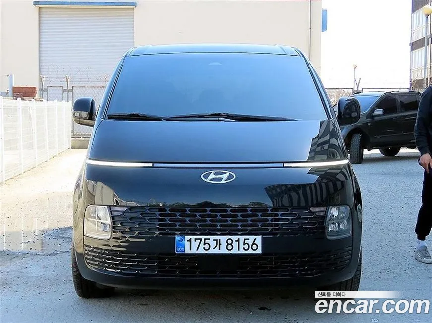Hyundai Staria 2022