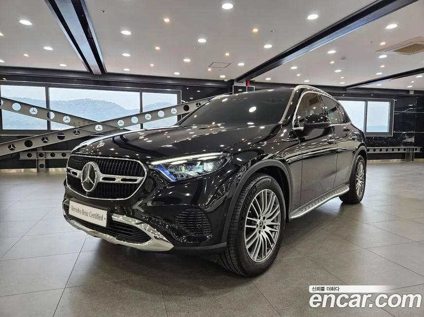 Mercedes-Benz GLC-Class 2024