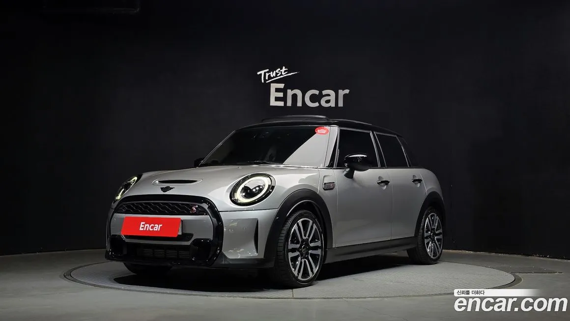 Mini Cooper 2024