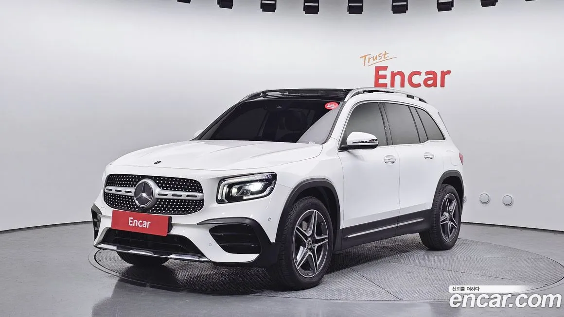 Mercedes-Benz GLB-Class 2021
