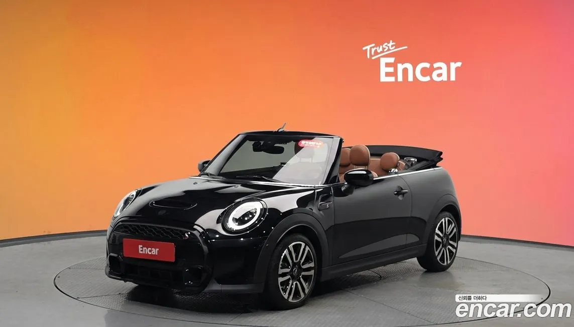 Mini Cooper Convertible 2024