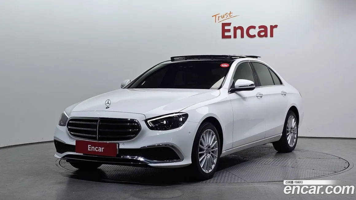 Mercedes-Benz E-Class 2021
