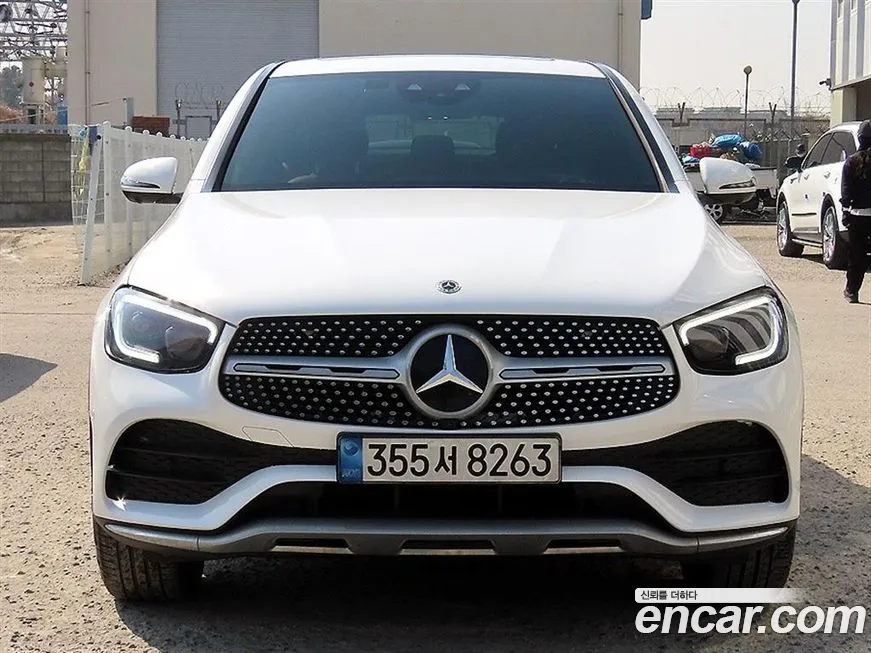 Mercedes-Benz GLC-Class 2023