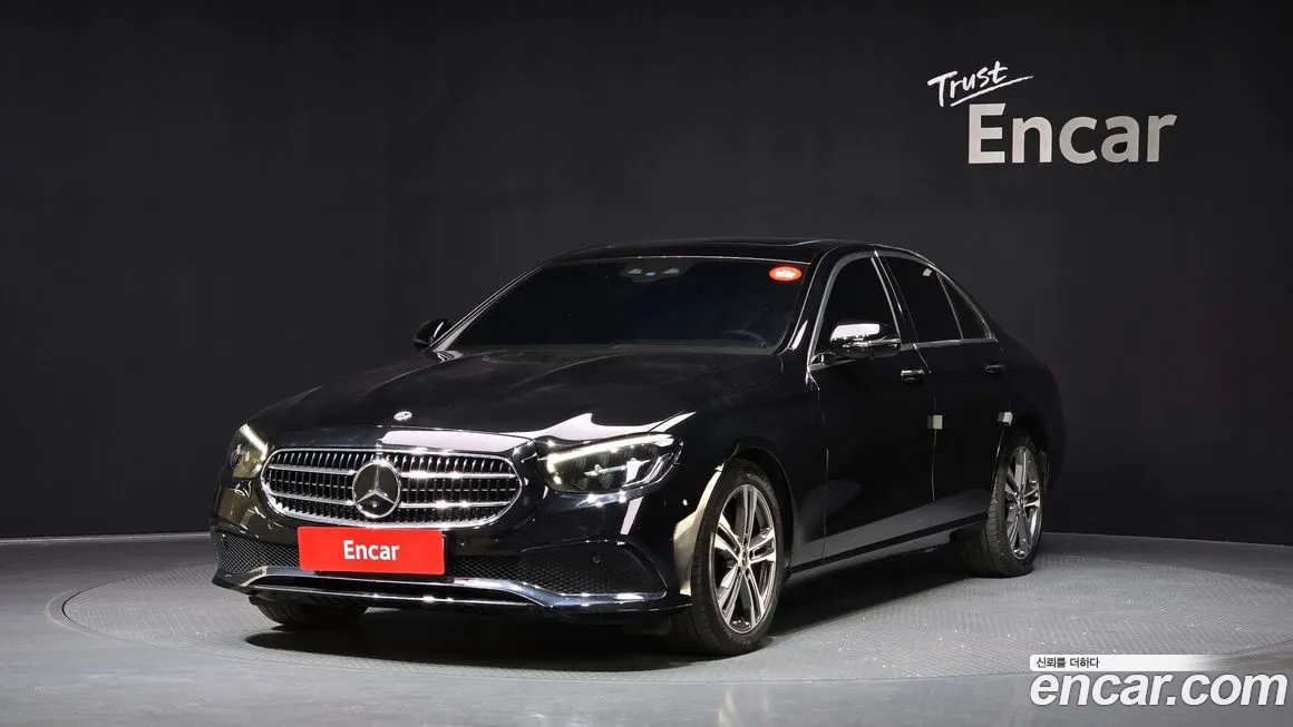 Mercedes-Benz E-Class 2023