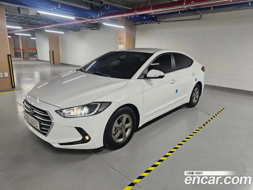 Hyundai AVANTE 2016