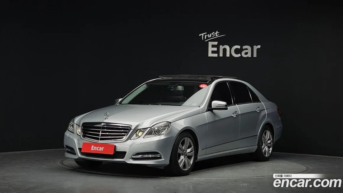Mercedes-Benz E-Class 2011