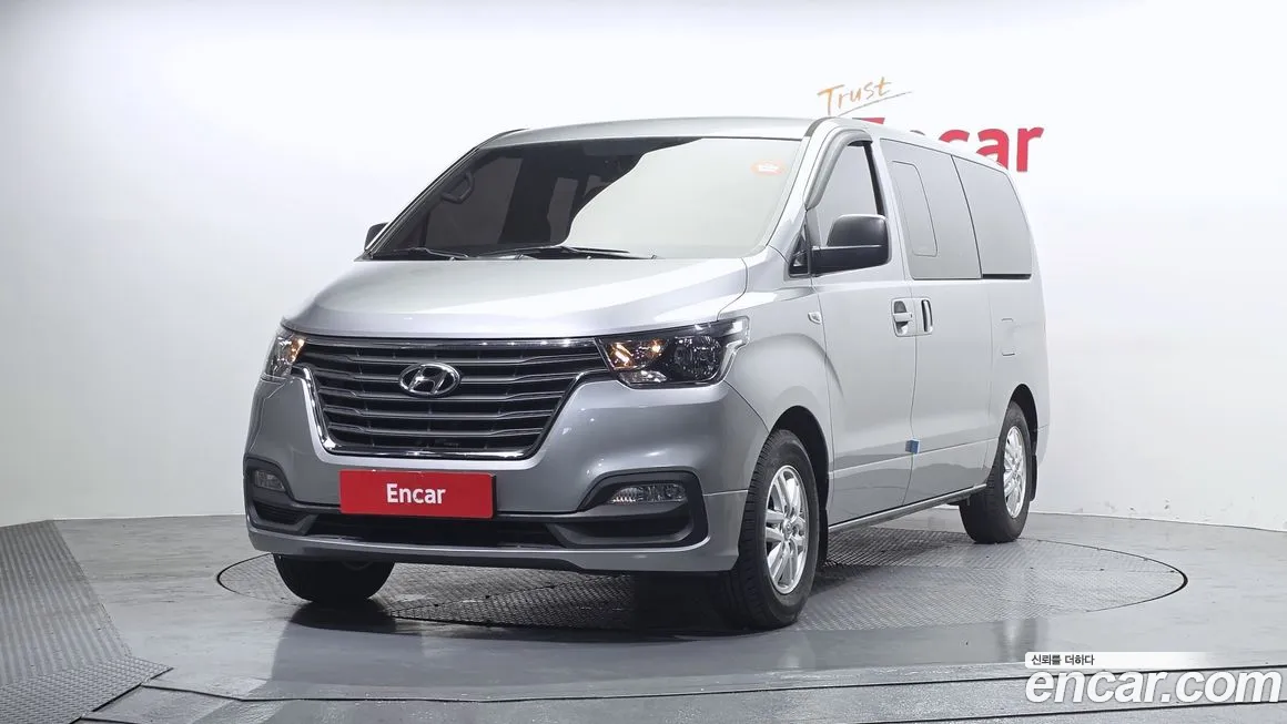 Hyundai Starex 2020