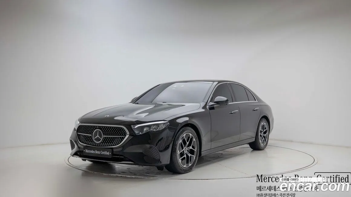 Mercedes-Benz E-Class 2025