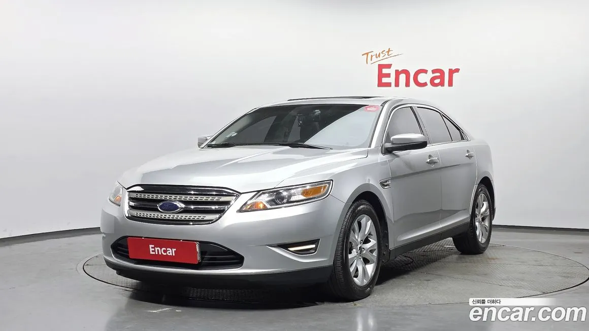 Ford Taurus 2011
