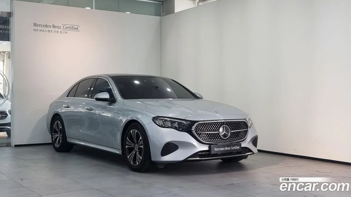 Mercedes-Benz E-Class 2025