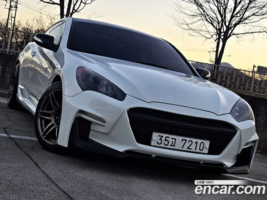 Hyundai Genesis 2011