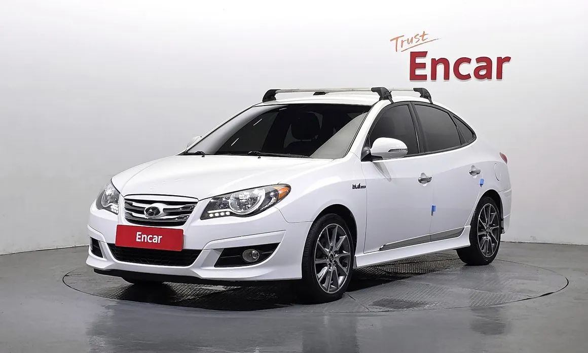 Hyundai AVANTE 2010