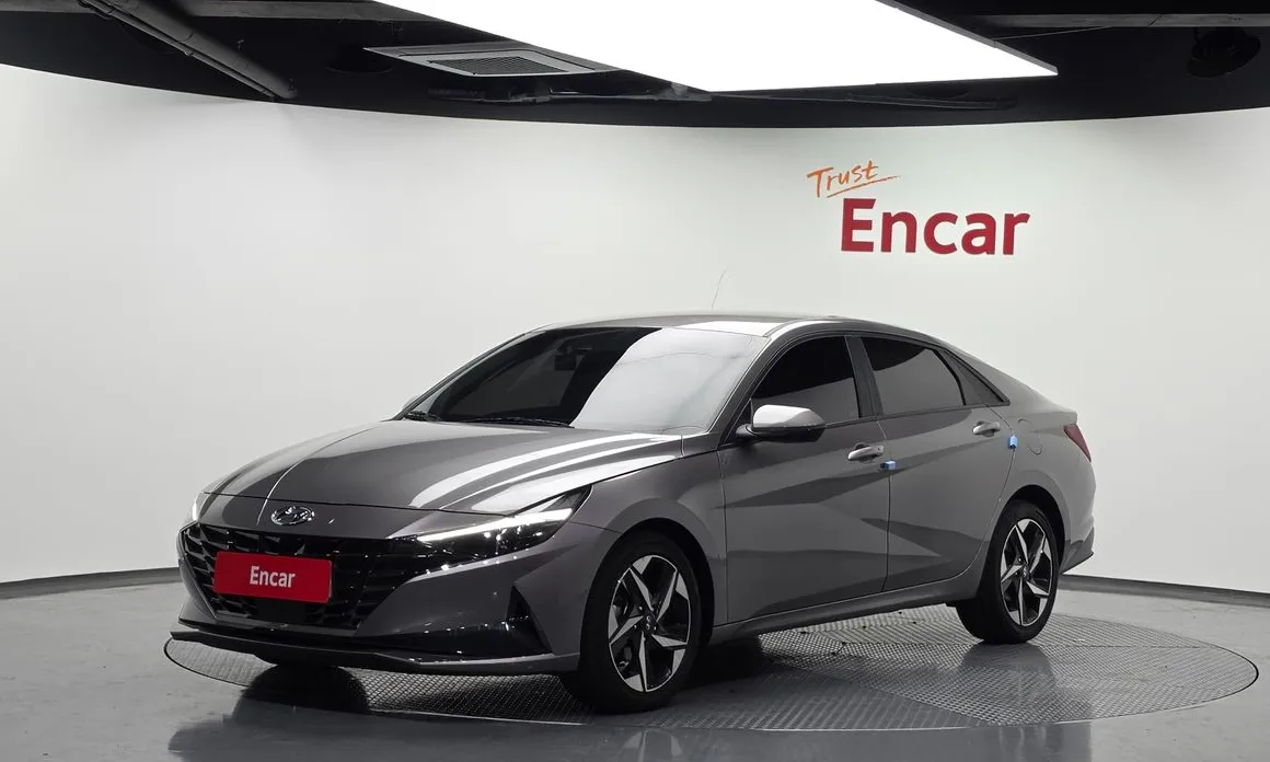 Hyundai AVANTE 2021