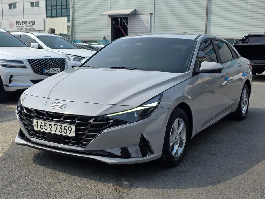 Hyundai AVANTE 2022