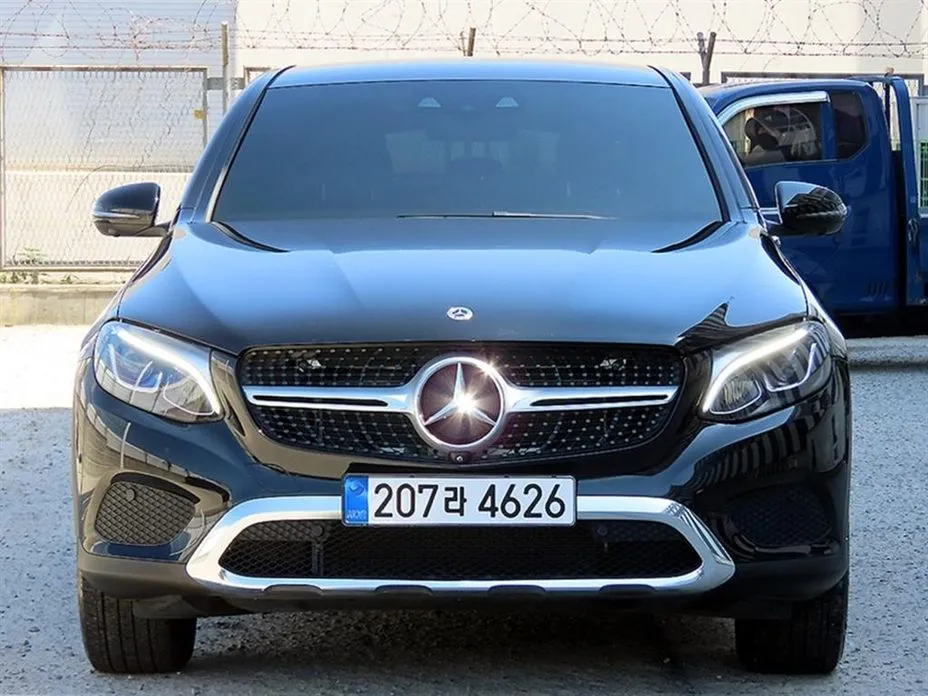Mercedes-Benz GLC-Class 2019