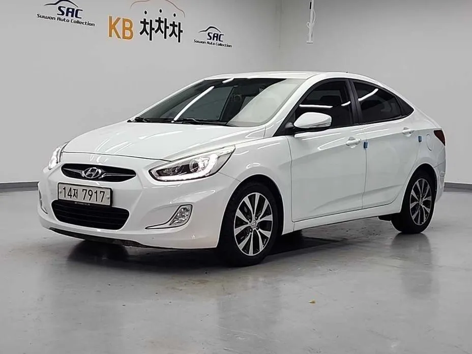 Hyundai Accent 2014