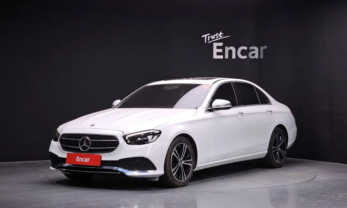 Mercedes-Benz E-Class 2021