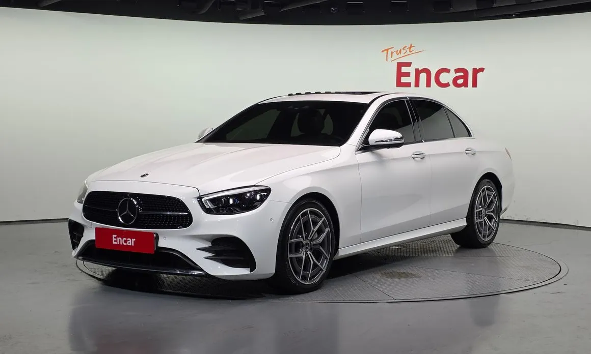 Mercedes-Benz E-Class 2021
