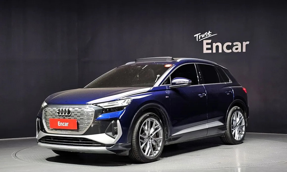 Audi Q4 e-tron 2025