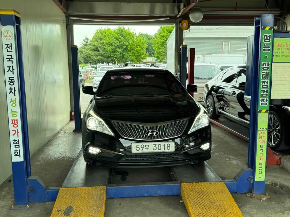 Hyundai Grandeur 2015