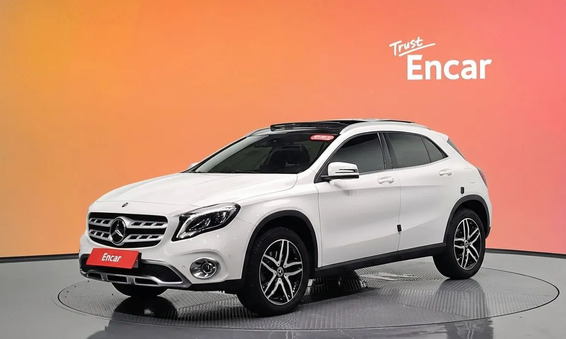 Mercedes-Benz GLA-Class 2019