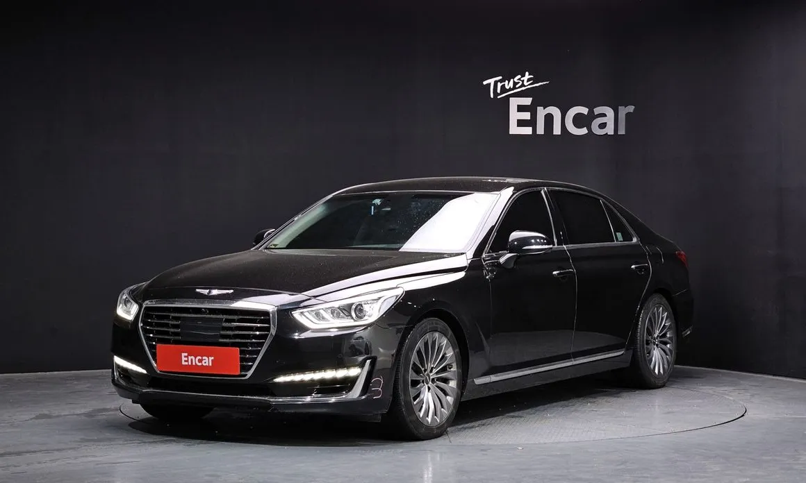 Genesis EQ900 2018