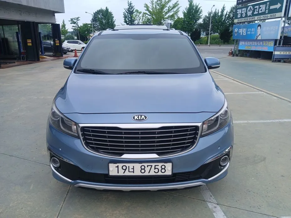 Kia Canival 2015