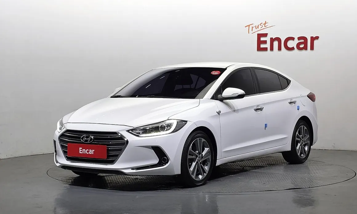 Hyundai AVANTE 2016