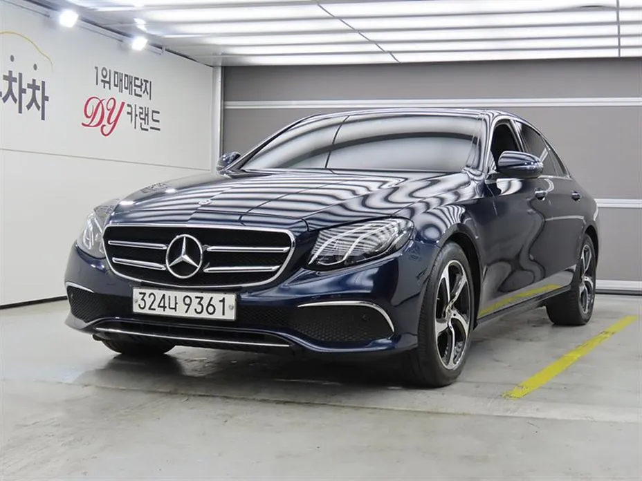 Mercedes-Benz E-Class 2020