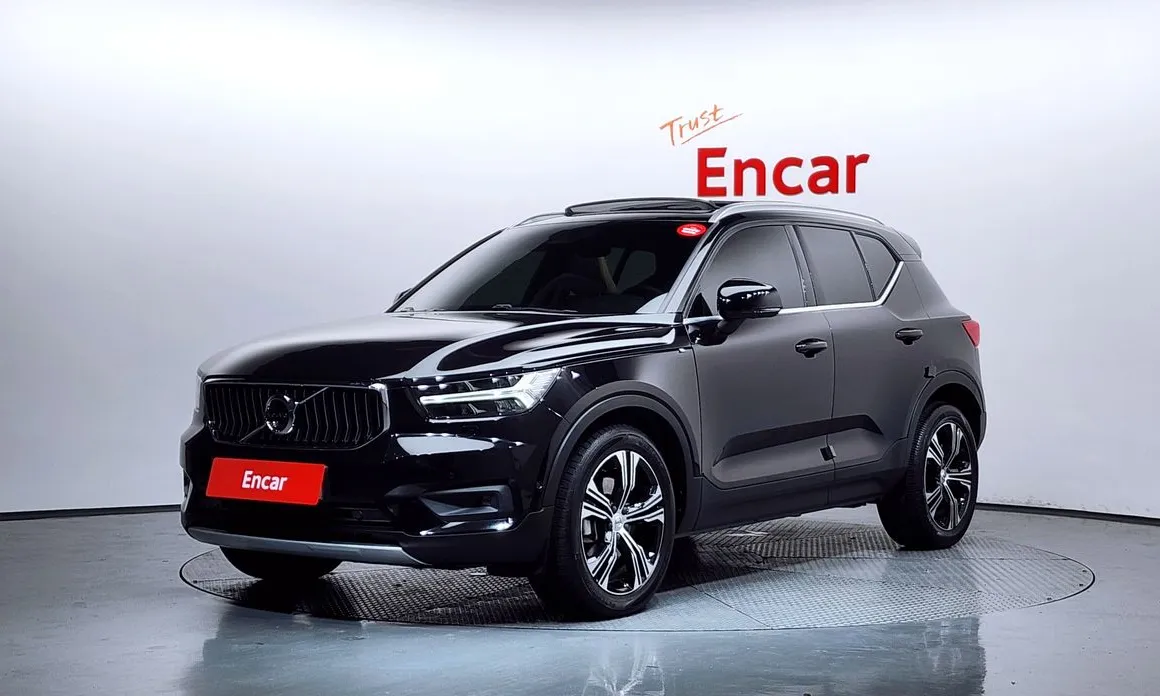 Volvo XC40 2021