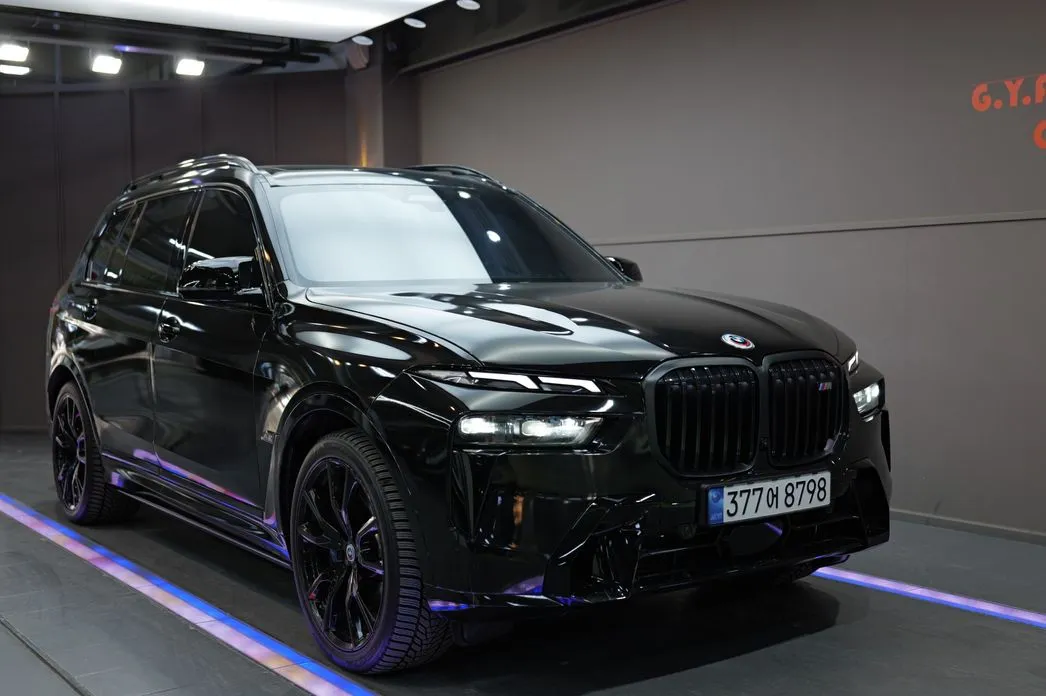 BMW X7 2023