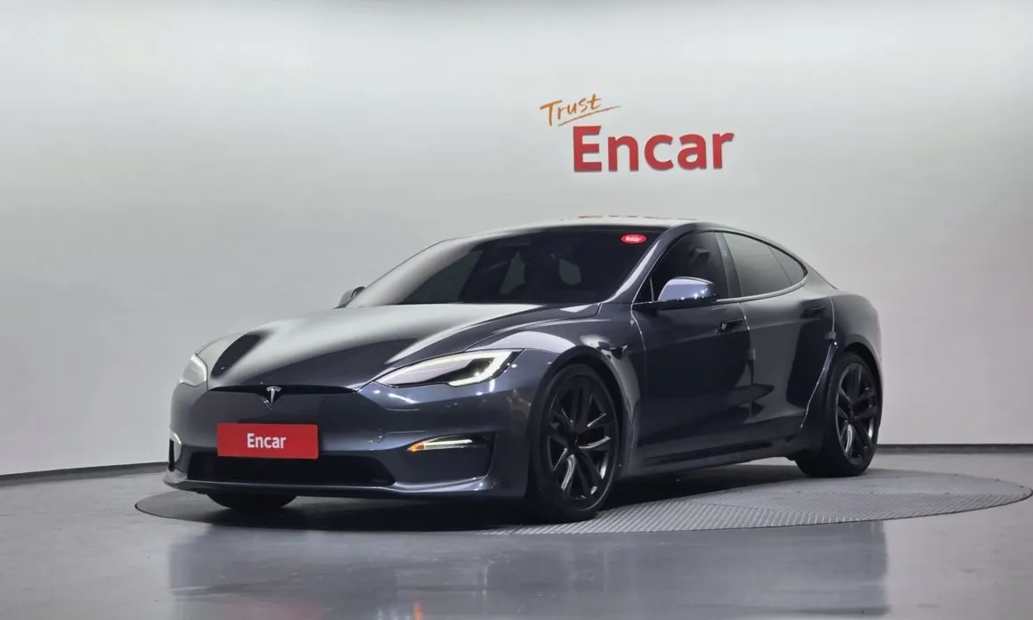 Tesla Model S 2023