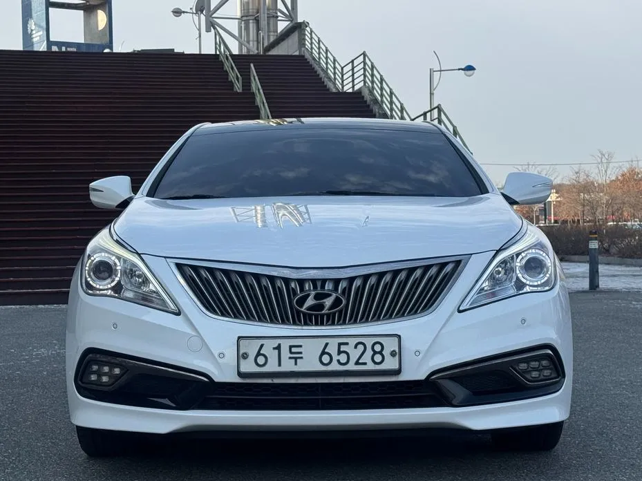 Hyundai Grandeur 2015