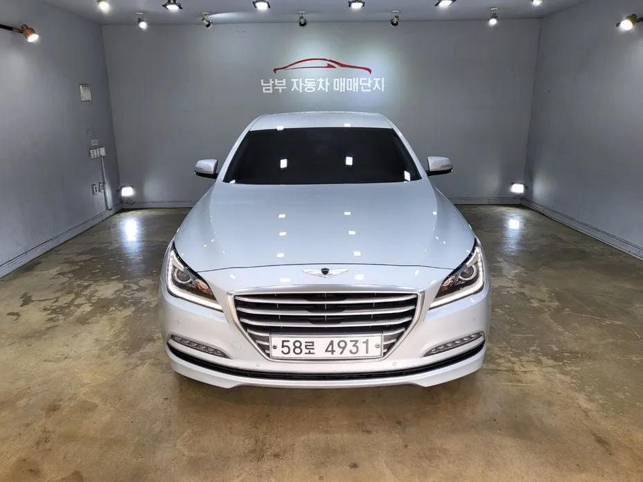 Hyundai Genesis 2014
